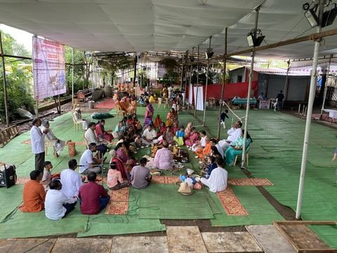 इस्कॉन सातारा येथील श्रीकृष्ण जन्माष्टमी उत्सव — छायाचित्र ४ / ५१