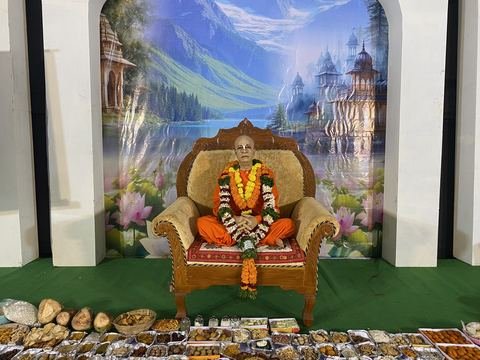 इस्कॉन सातारा येथील श्रीकृष्ण जन्माष्टमी उत्सव — छायाचित्र ४२ / ५१